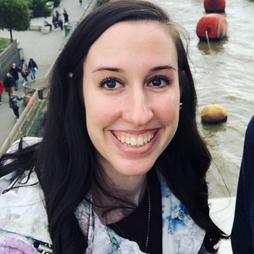 Meet your Posher, Jennifer